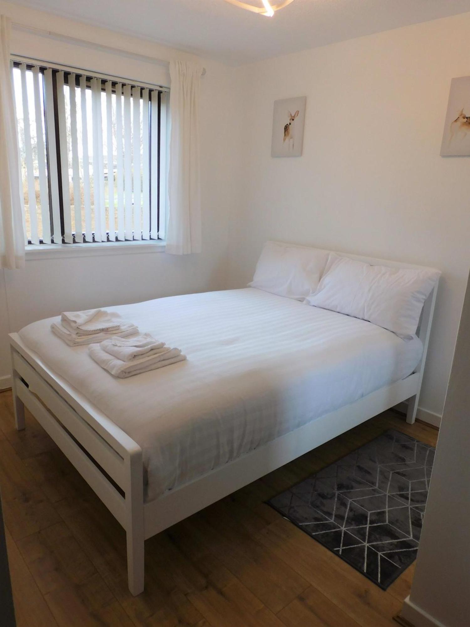 2 Bed Apt On Quiet Cul-De-Sac, Fab Location พาสเลย์ ภายนอก รูปภาพ